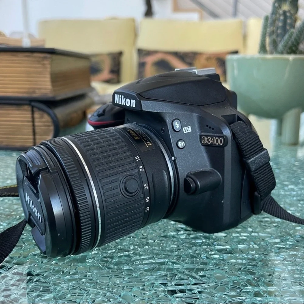 Nikon D3400